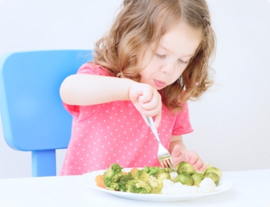 Как вырастить ребенка здоровым и приучить его питаться правильно без слёз и капризов